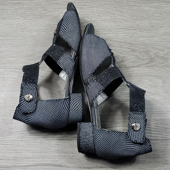 Un Tour En Ville  Sandals sz 40 - Picture 7 of 14